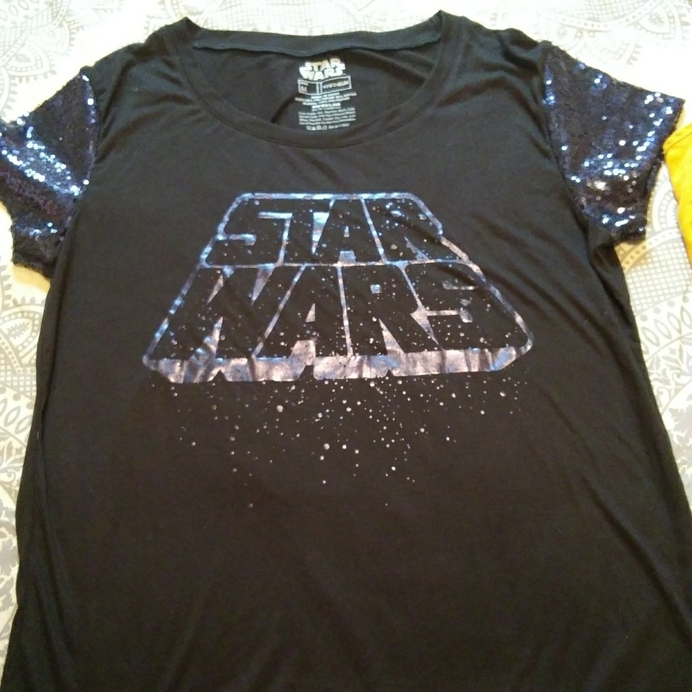 T-shirt with sequins